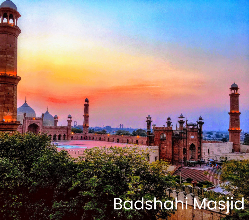 Badshahi Masjid Tourist Spots of Lahore